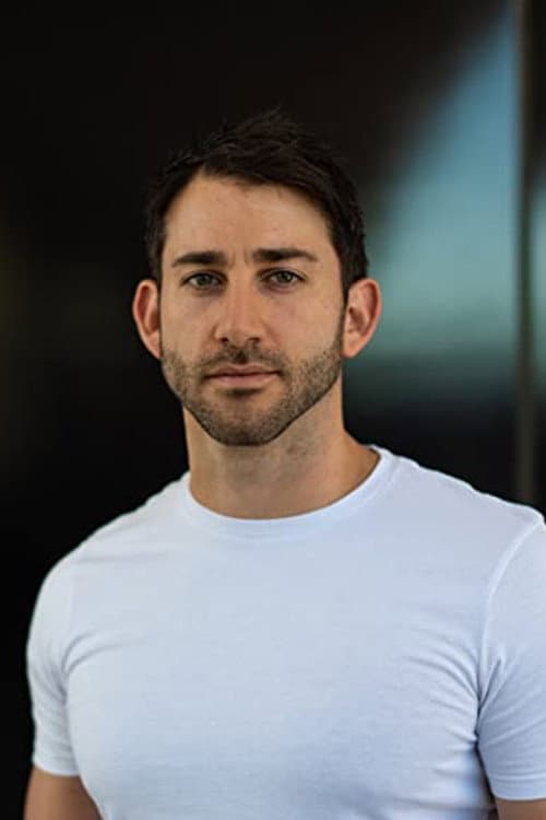 Matt Theo foto