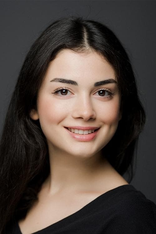 Özge Yağız foto