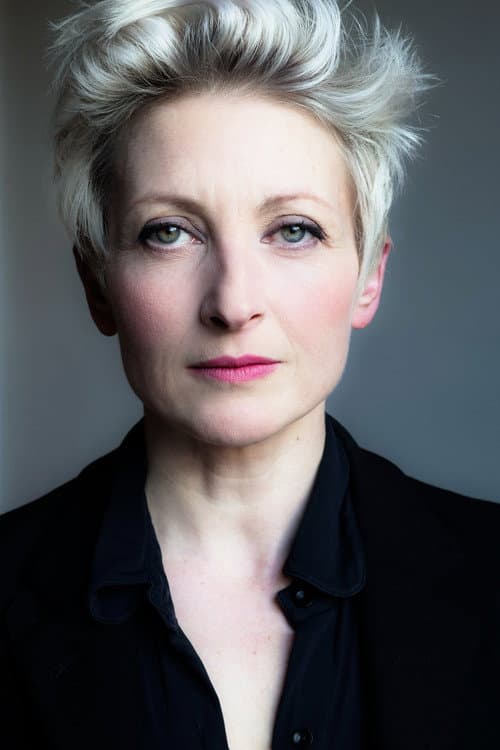 Hermione Gulliford foto