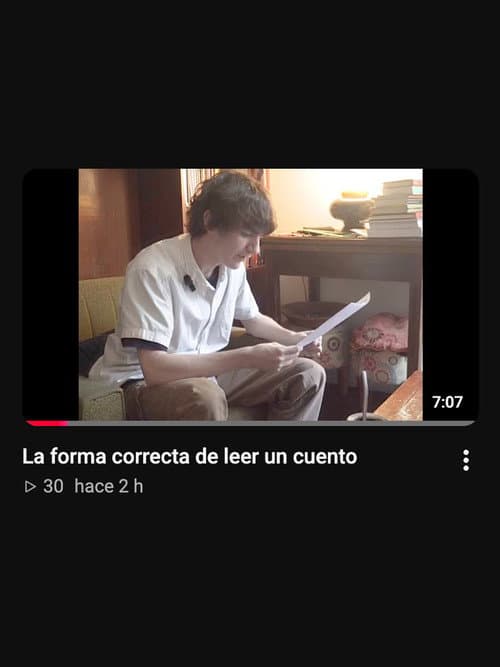 La forma correcta de leer un cuento () poster