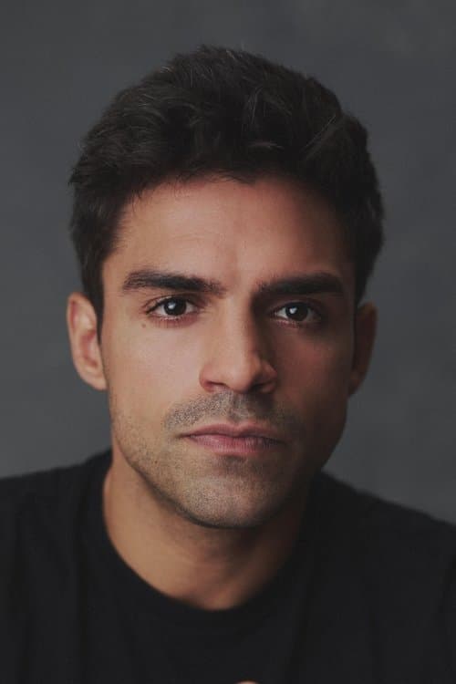 Sean Teale foto