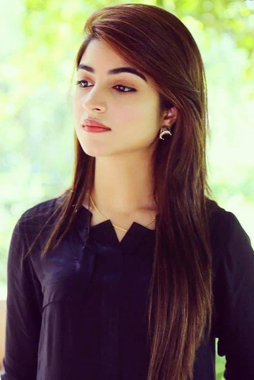 Kinza Hashmi foto