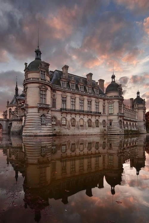 Les Secrets du château de Chantilly (2019) poster