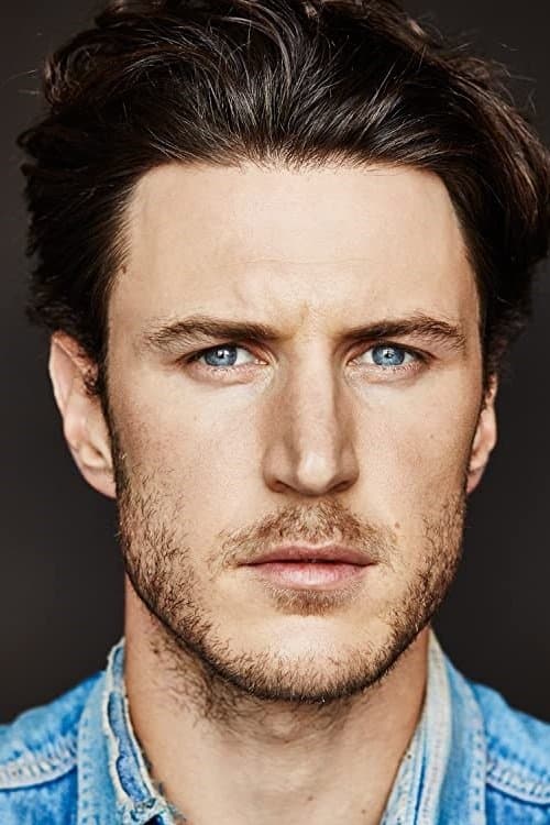 Aaron Jakubenko foto