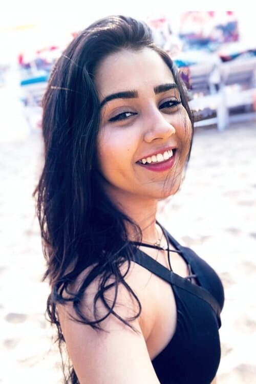 Roshni Walia foto