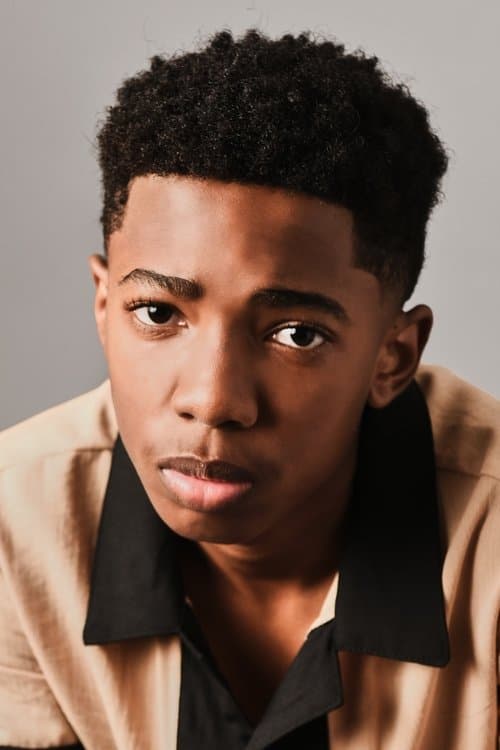Seth Carr foto