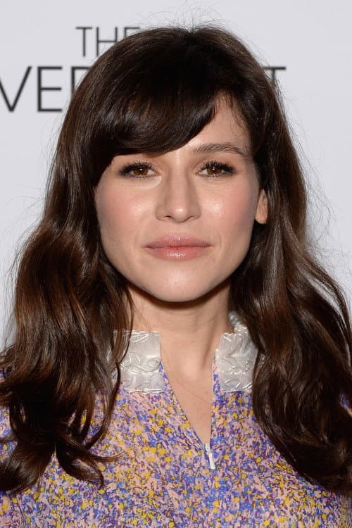 Yael Stone foto