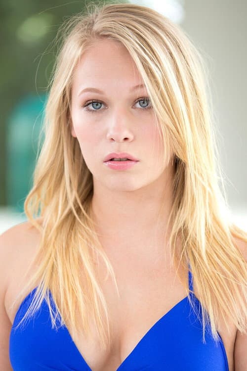 Dakota James foto