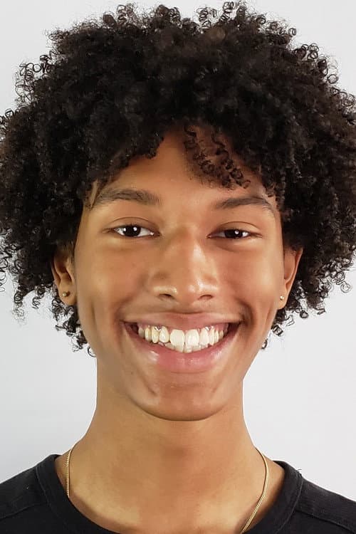 Ethan Burnett foto