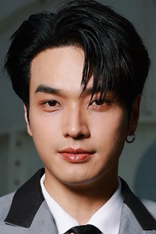 โอบนิธิ วิวรรธนวรางค์ foto