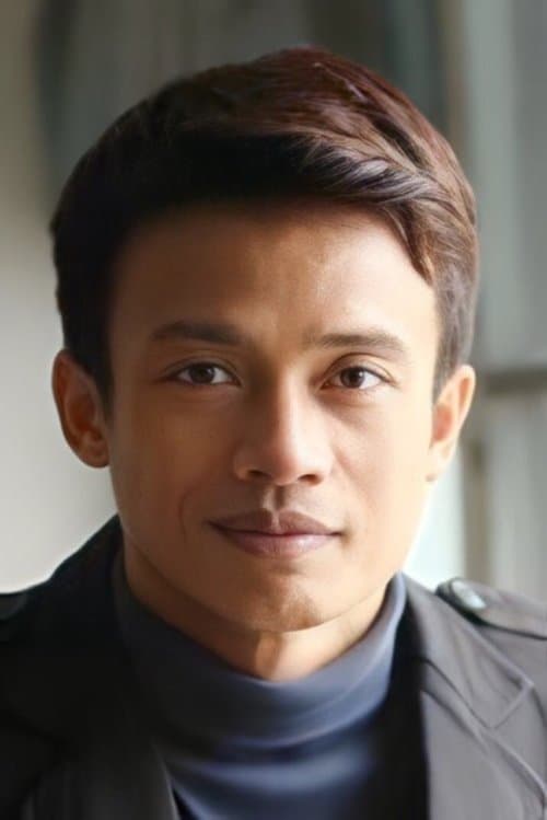 ชูพงษ์ ช่างปรุง foto