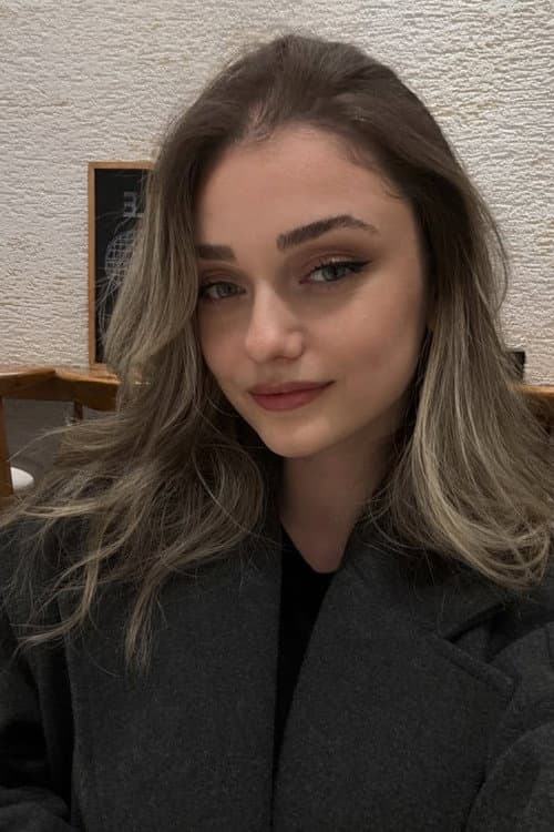 Naz Günay foto