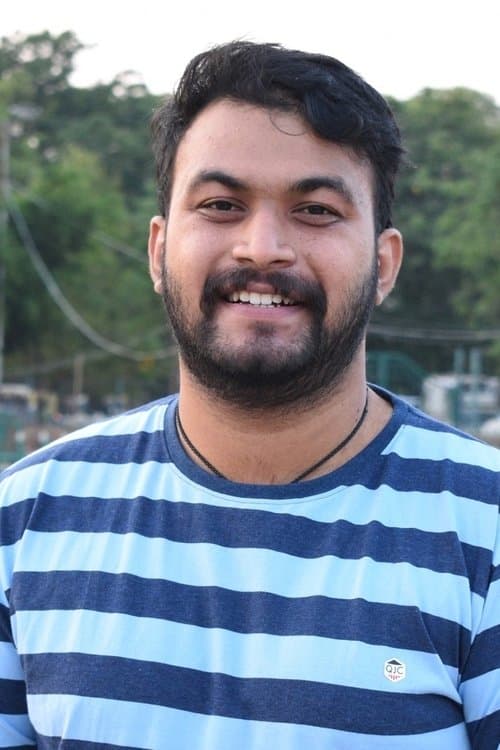Adhri Joe foto