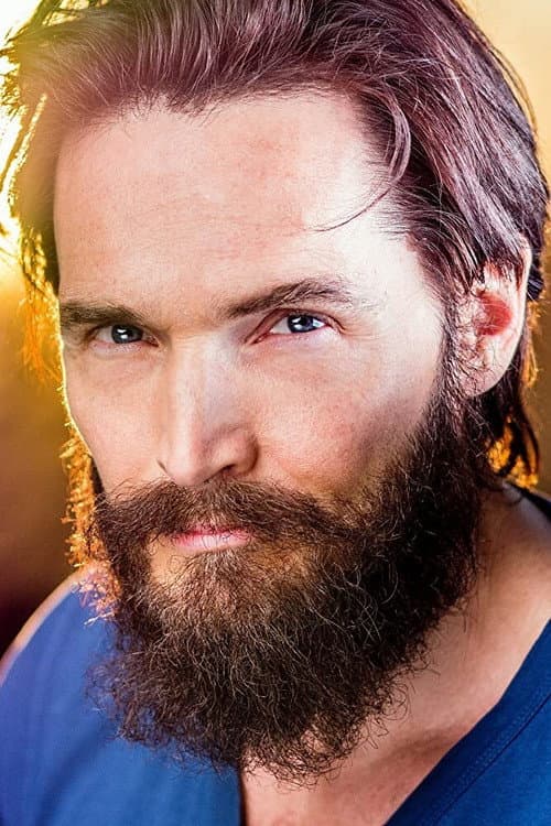 Justin Ellis-Johnson foto