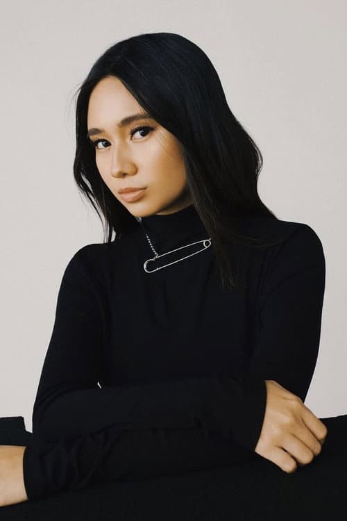 Nicole Zefanya foto