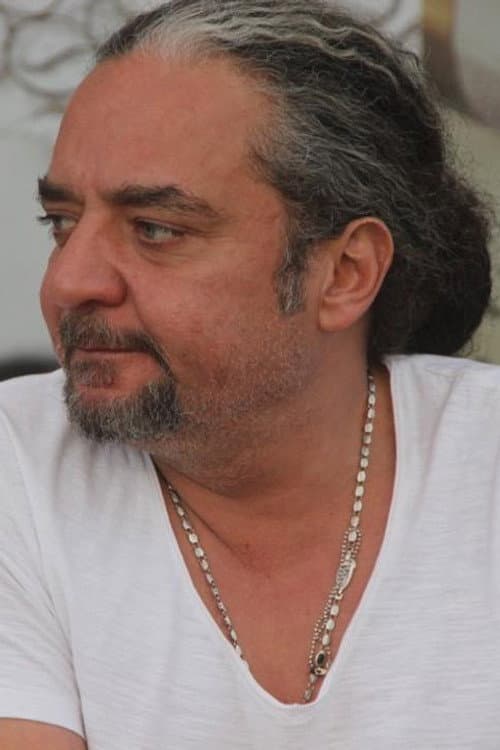 أحمد نادر جلال foto