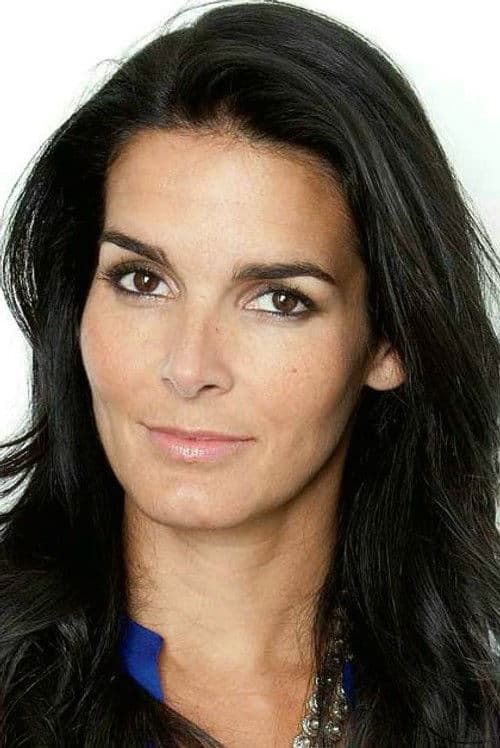 Angie Harmon foto
