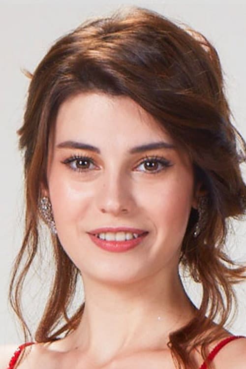 Elif Doğan foto