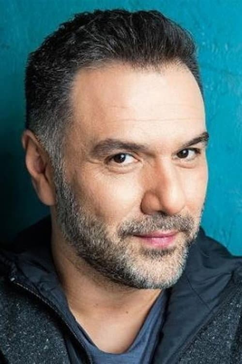 Γρηγόρης Αρναούτογλου foto