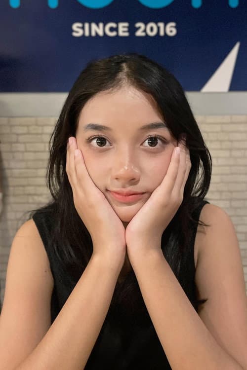 Laura Cantika foto