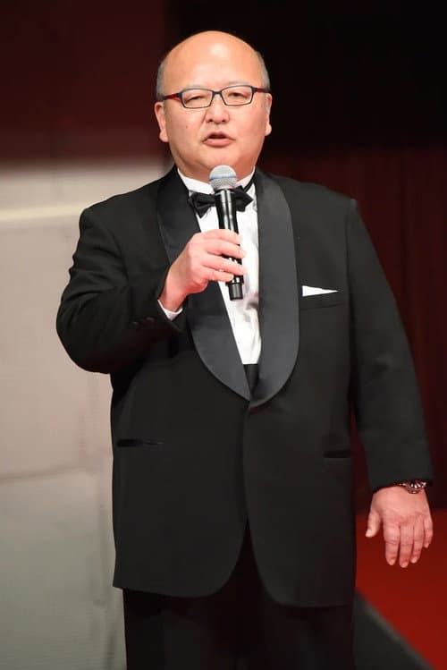 佐藤東弥 foto