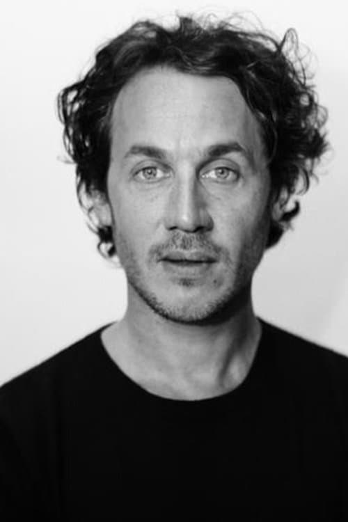 Dustin Demri-Burns foto