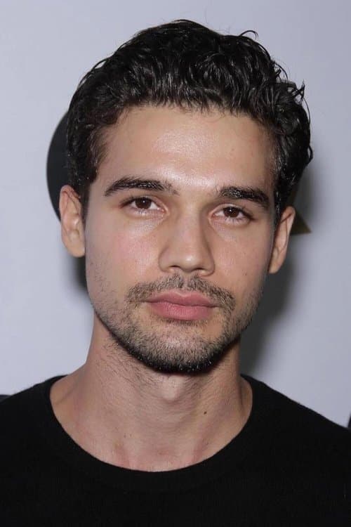 Steven Strait foto