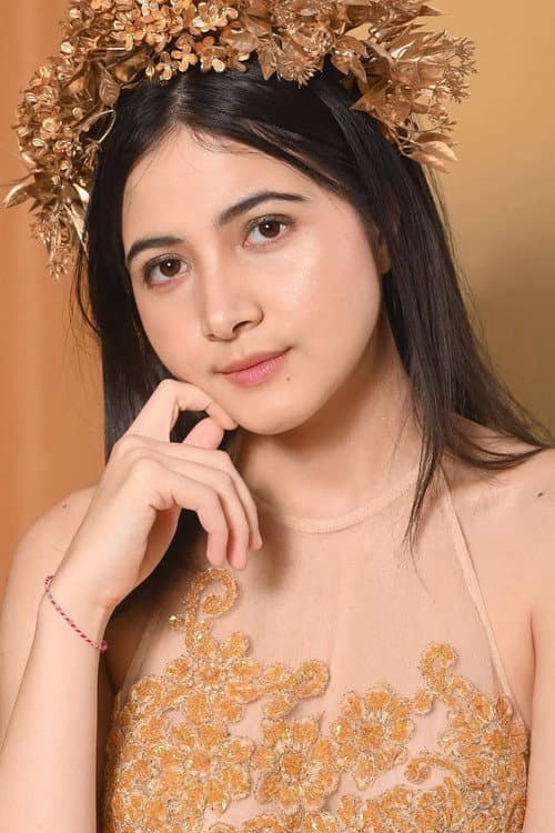 Bulan Sutena foto