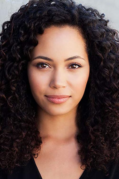 Madeleine Mantock foto
