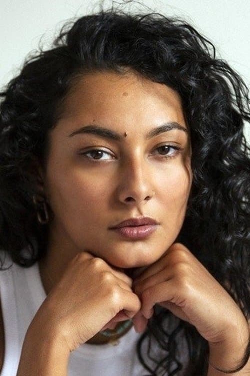 Myriam Djeljeli foto