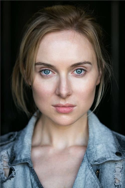 Caspian Faye foto