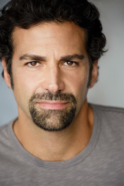 Elijah Alexander foto