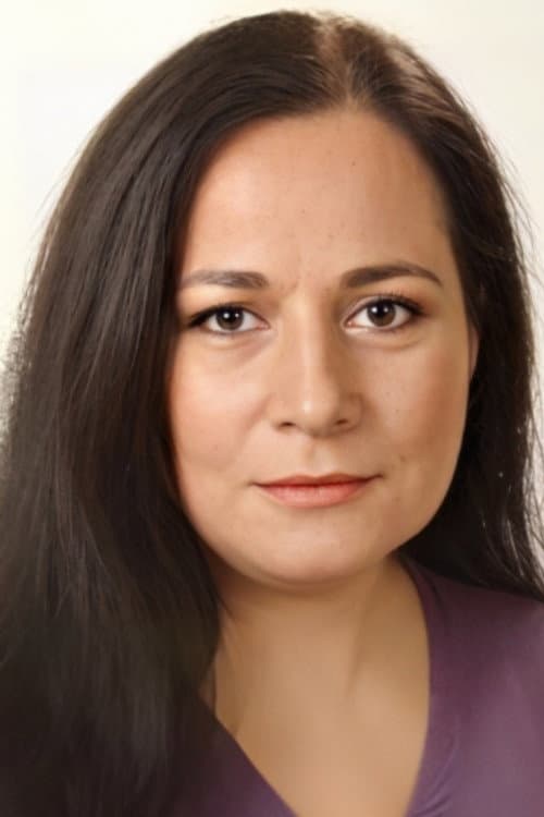 Ayşegül Uygurer foto