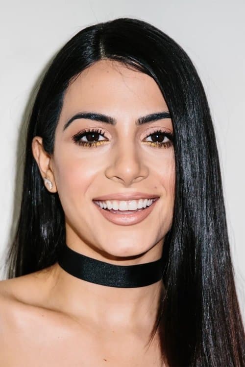 Emeraude Toubia foto