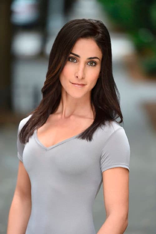 Courtney Sanello foto