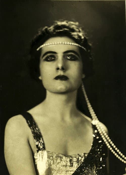 La Femme d'une nuit (1930) poster