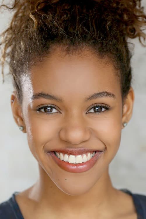 Nicole-Lily Baisden foto