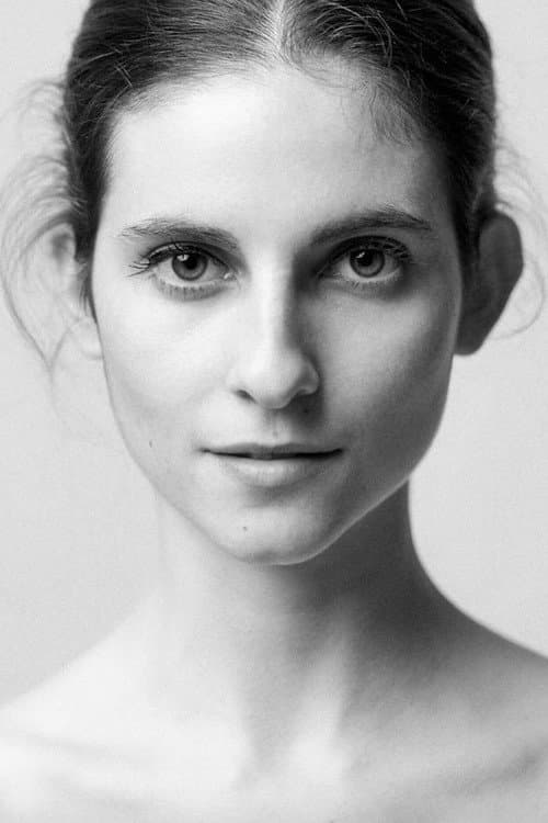 Clara Mirabel foto