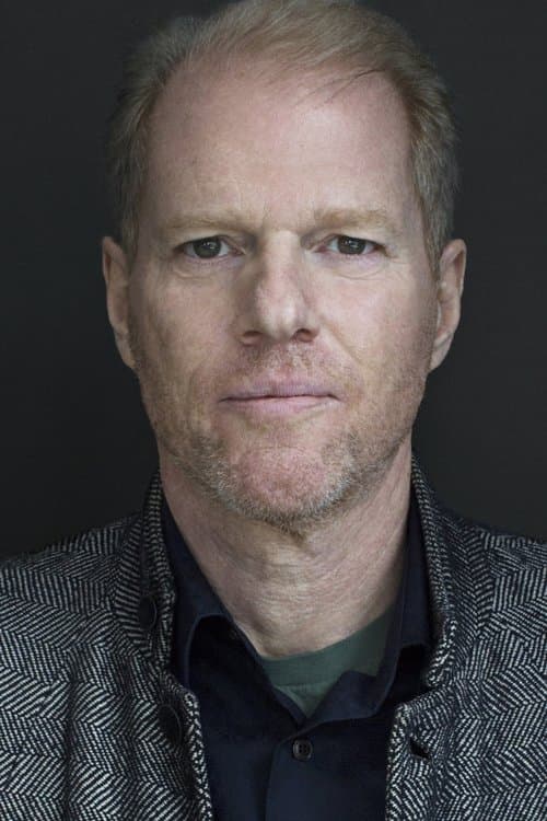 Noah Emmerich foto