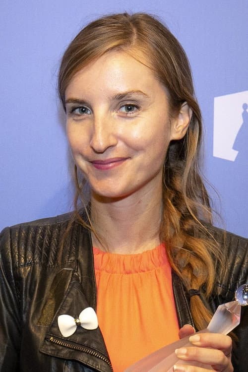 Urša Menart foto