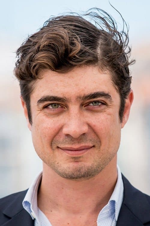 Riccardo Scamarcio foto