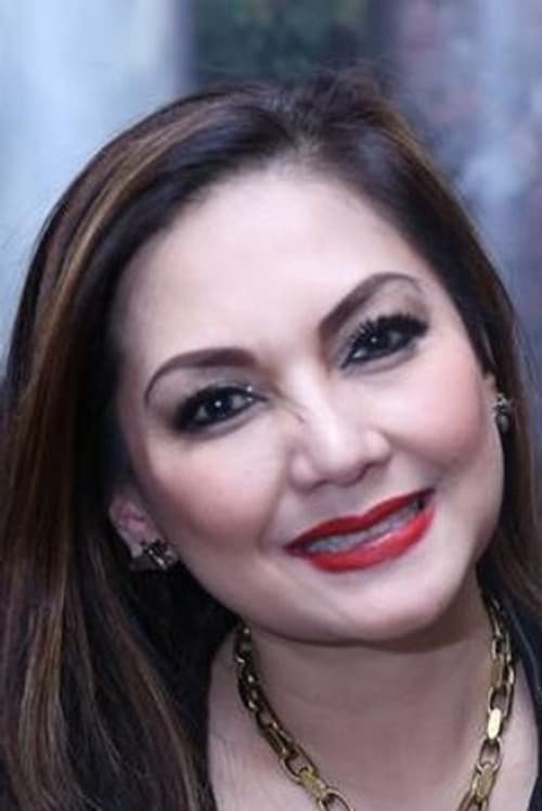 Nia Daniati foto