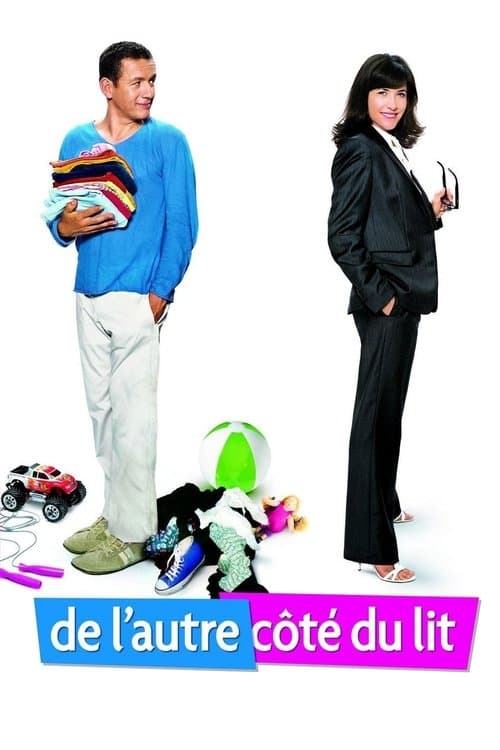 De l'autre côté du lit (2009) poster
