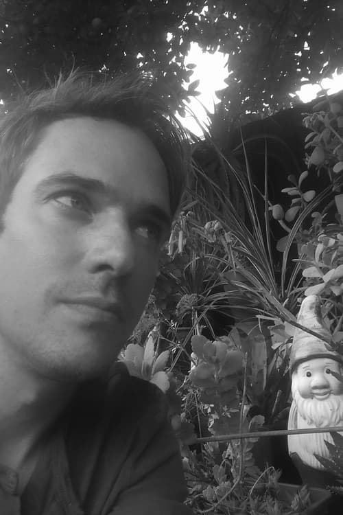 Kyle Faulkner foto