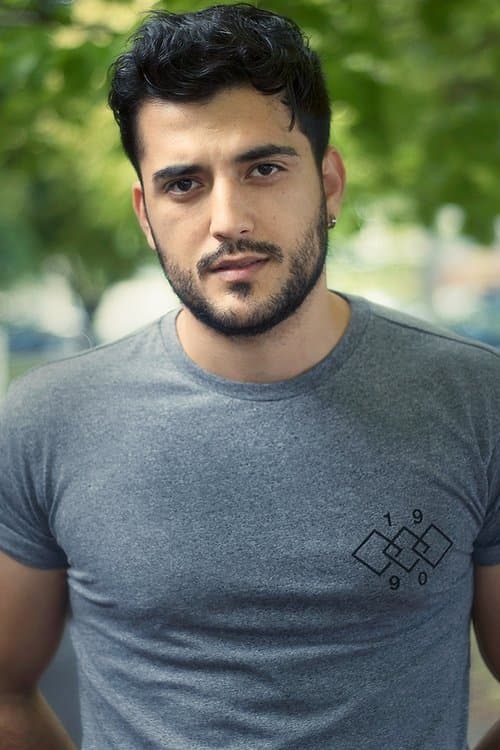 Phoenix Raei foto