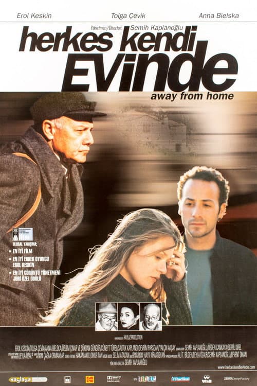 Herkes Kendi Evinde (2001) poster