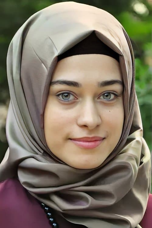 Büşra Ayaydın foto