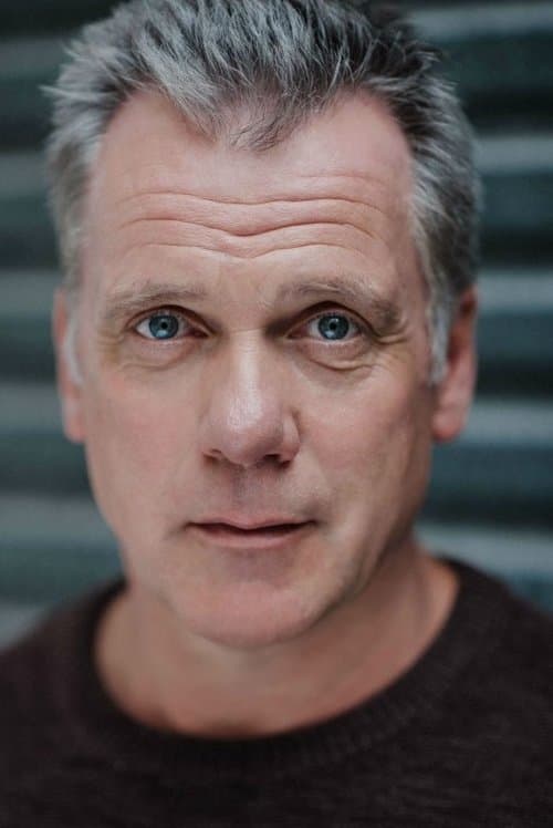 Erik Thomson foto