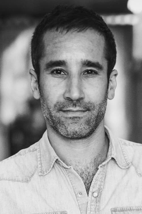 Tom Kirk foto
