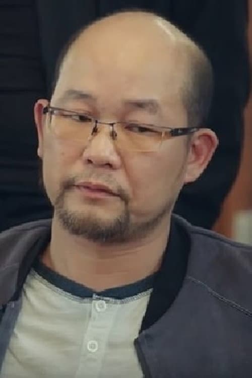 Gu Zhi Wei foto